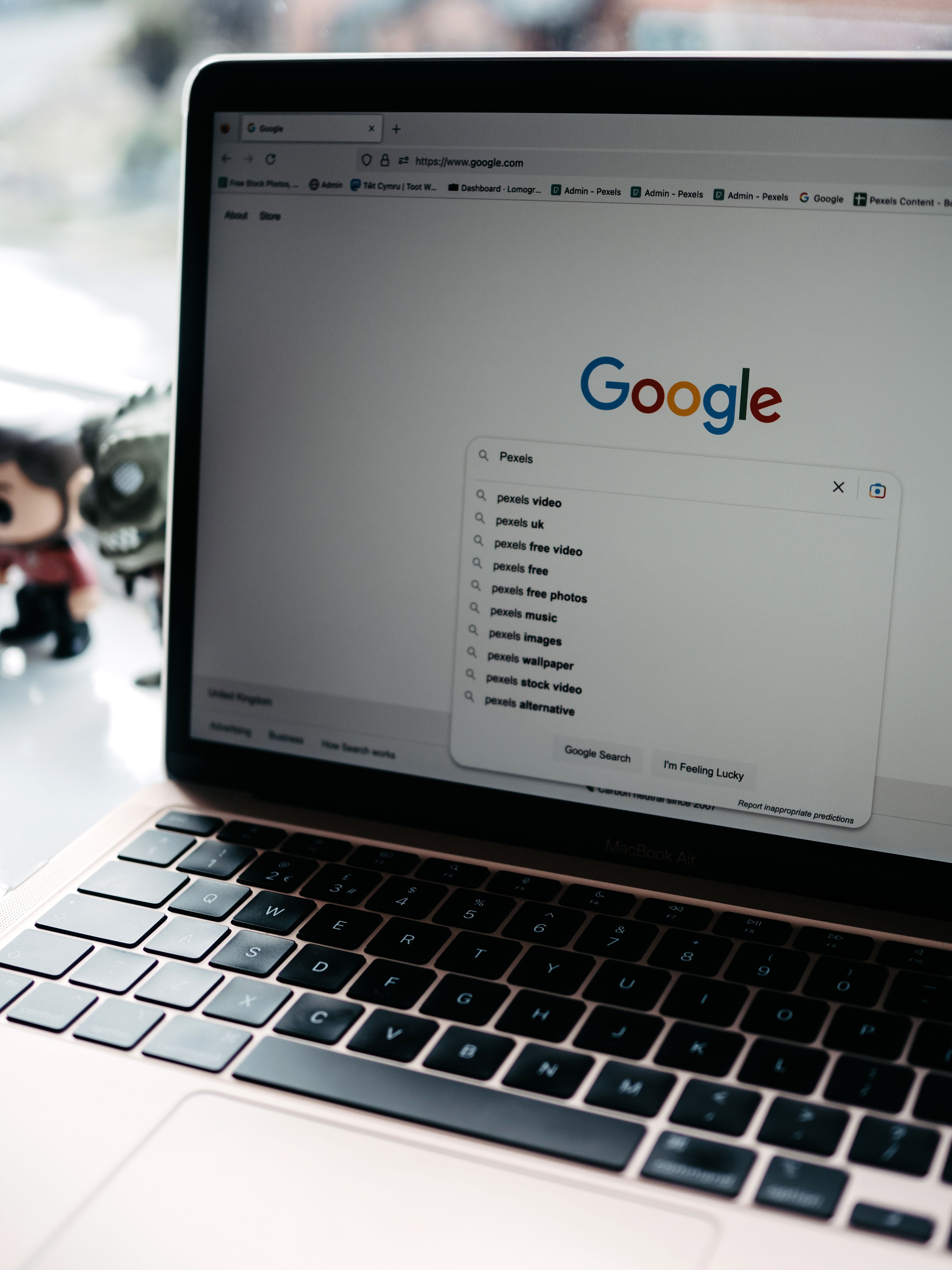 Vincent Erhart, assistance à l'utilisation d'internet, la configuration du réseau et la sécurité informatique